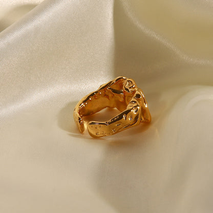 18K Gold Ribbon Like Statement Band Ring