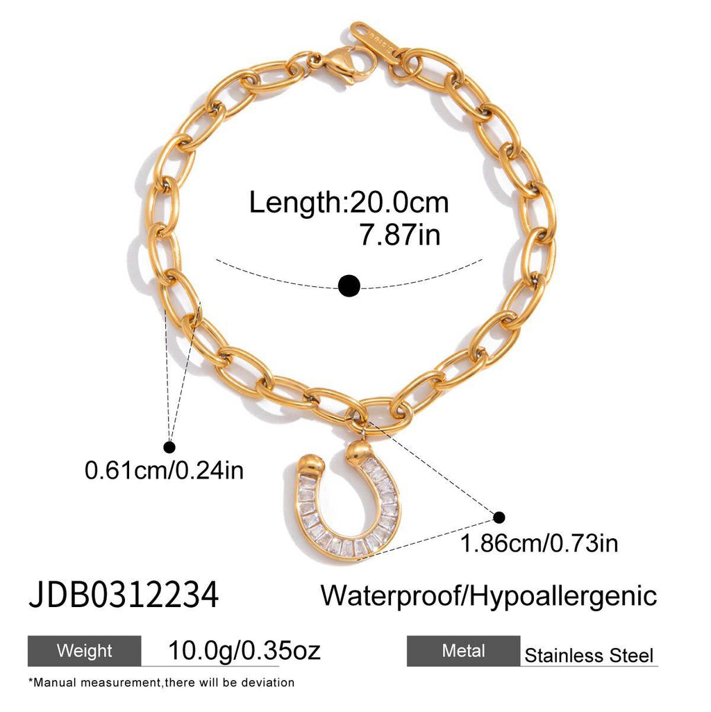 18K Gold Lucky Strike Horseshoe Chunky Statement Pendant Necklace