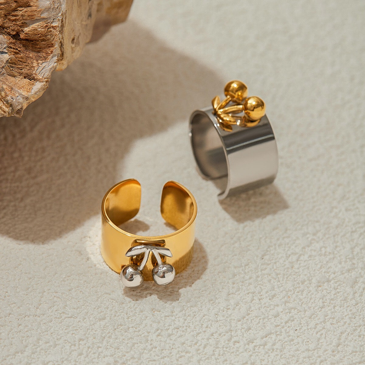 18K Gold and Silver Two Tone Sweet Glow Cherry Heart Band Ring