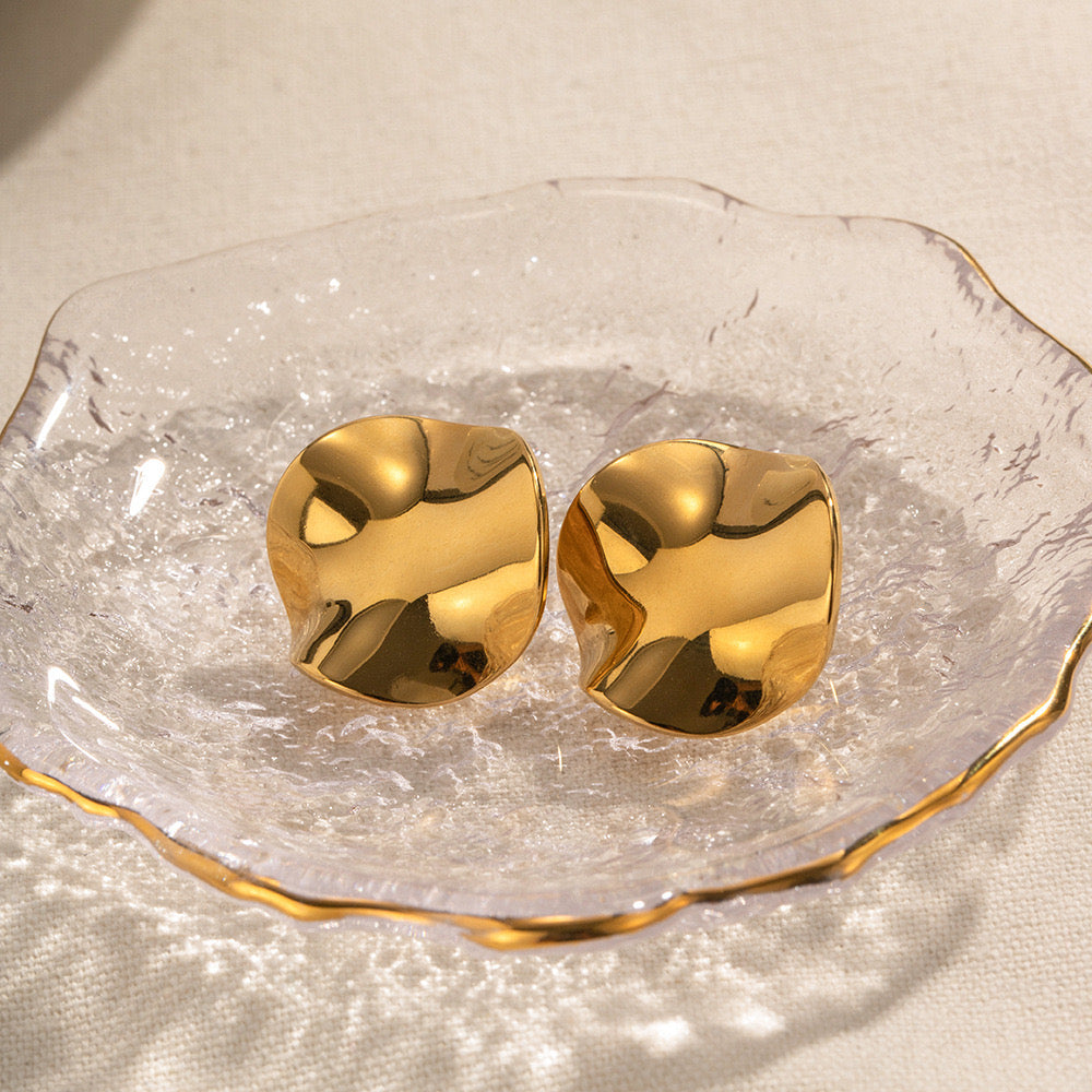 18K Gold Textured Round Plate Statement Stud Earrings
