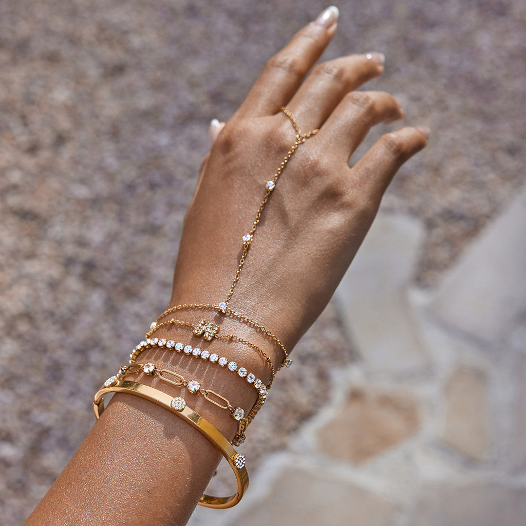 18K Gold Waterproof Simple Elegant Hand Chain Bracelet