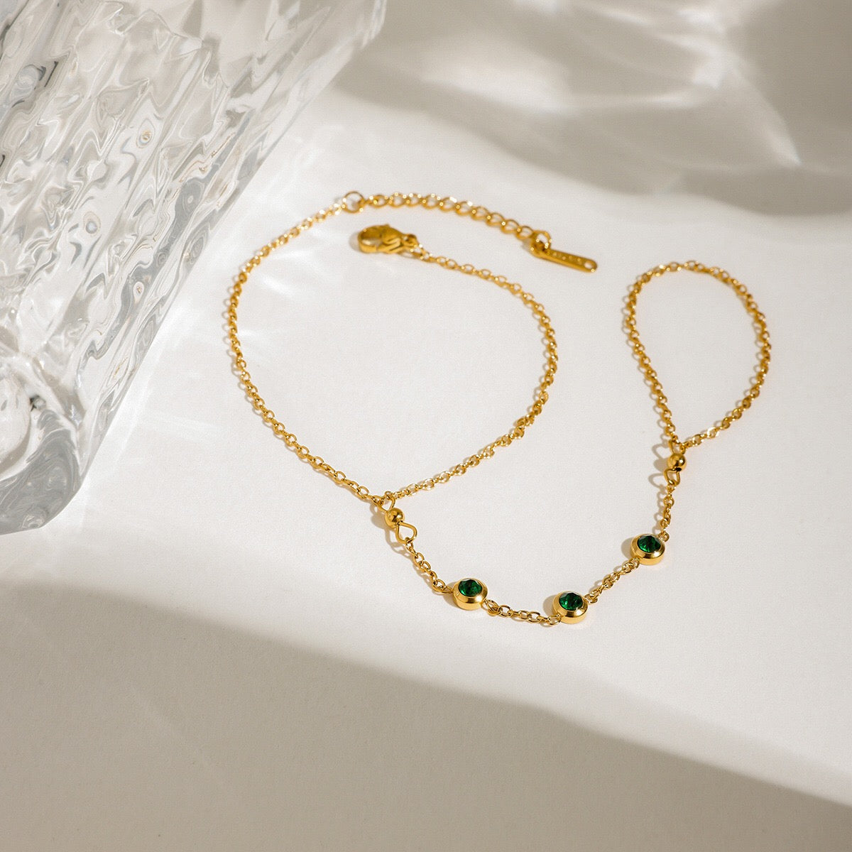18K Gold Waterproof Emerald Gem Hand Chain Bracelet