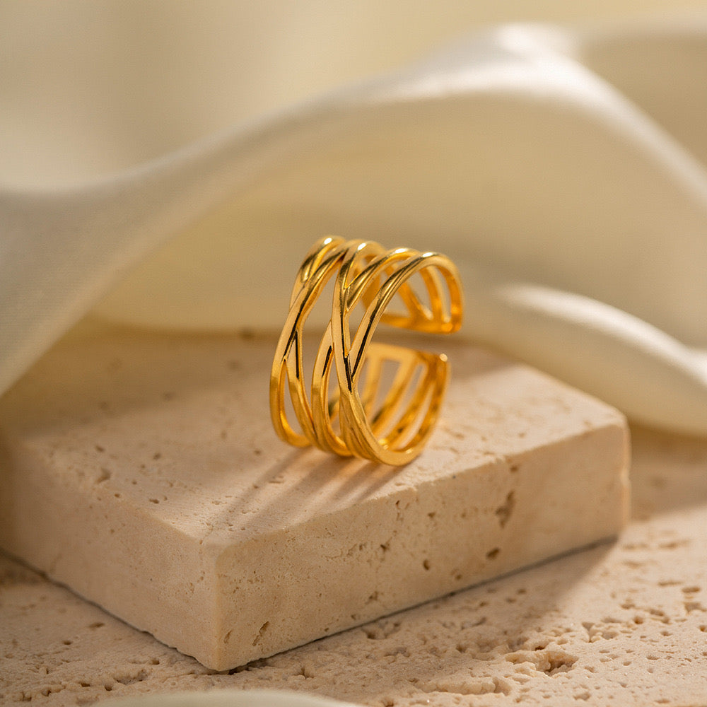 18K Gold Crossover Band Cuff Ring
