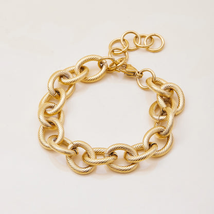 18K Gold Alpha Textured Statement Cable Chain Bracelet