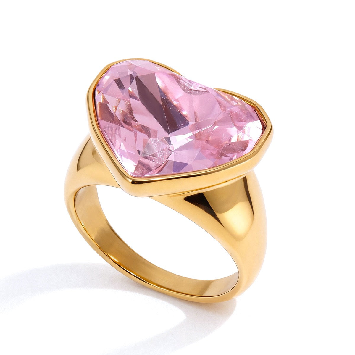 18K Gold Glam Romance Pink Heart Statement Ring