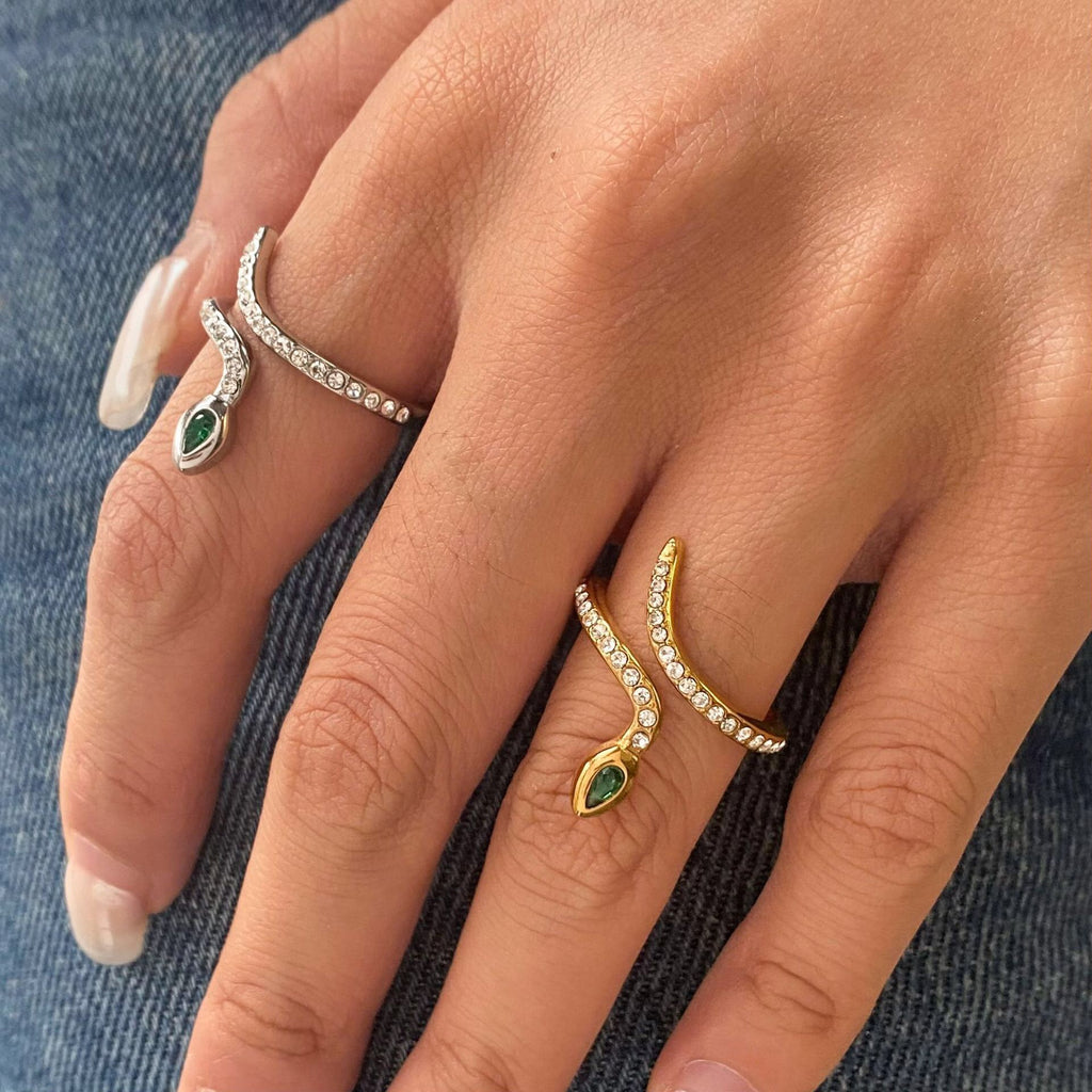 18K Gold Femme Fatale Emerald Pave Snake Ring