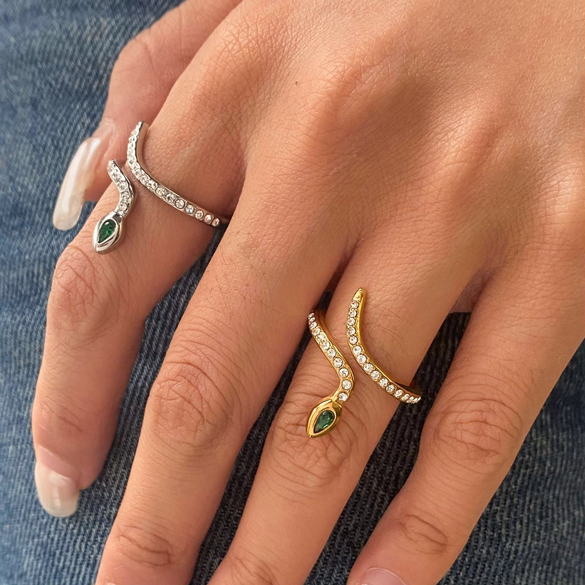 18K Gold Femme Fatale Emerald Pave Snake Ring