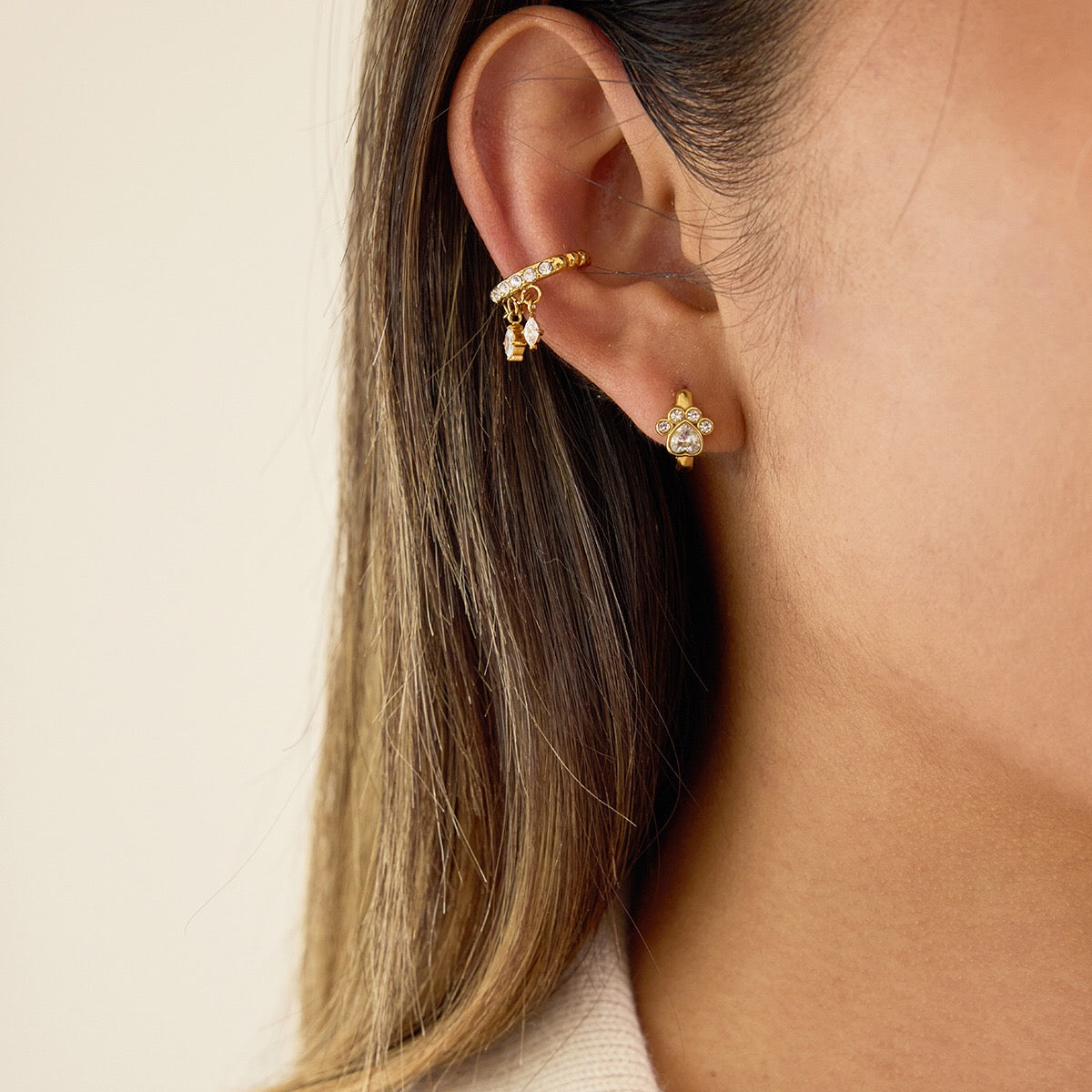 18K Gold Paw Print Small Hoop Huggie Earrings