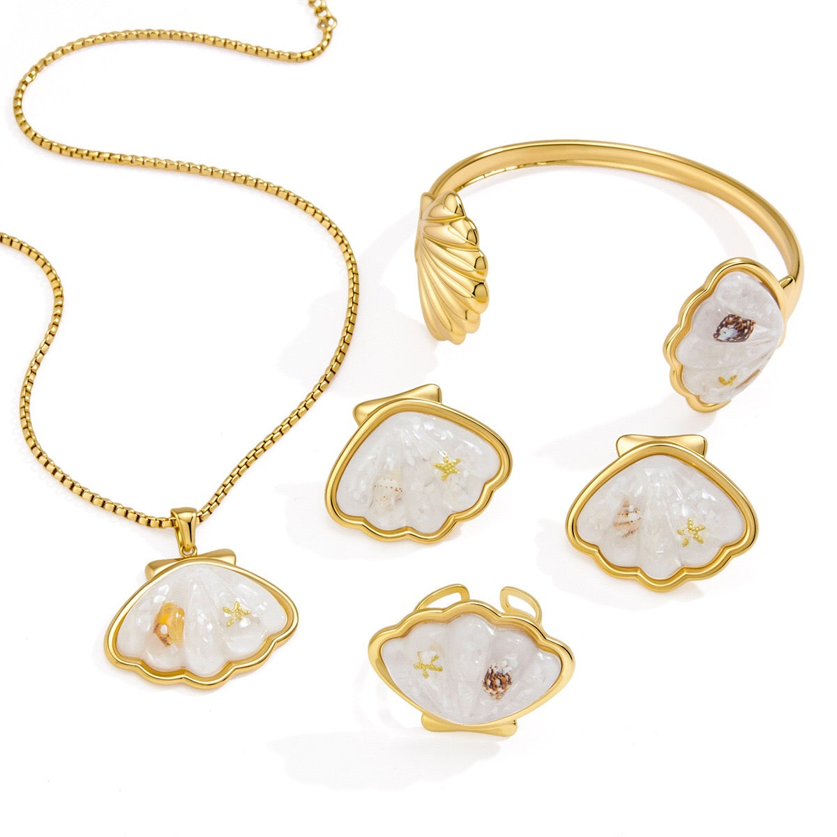 18K Gold Salt Air Seashell Pendant Necklace