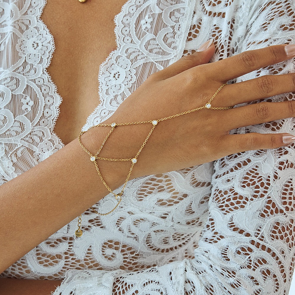 18K Gold Starry Dream Catcher Dainty Hand Chain Bracelet