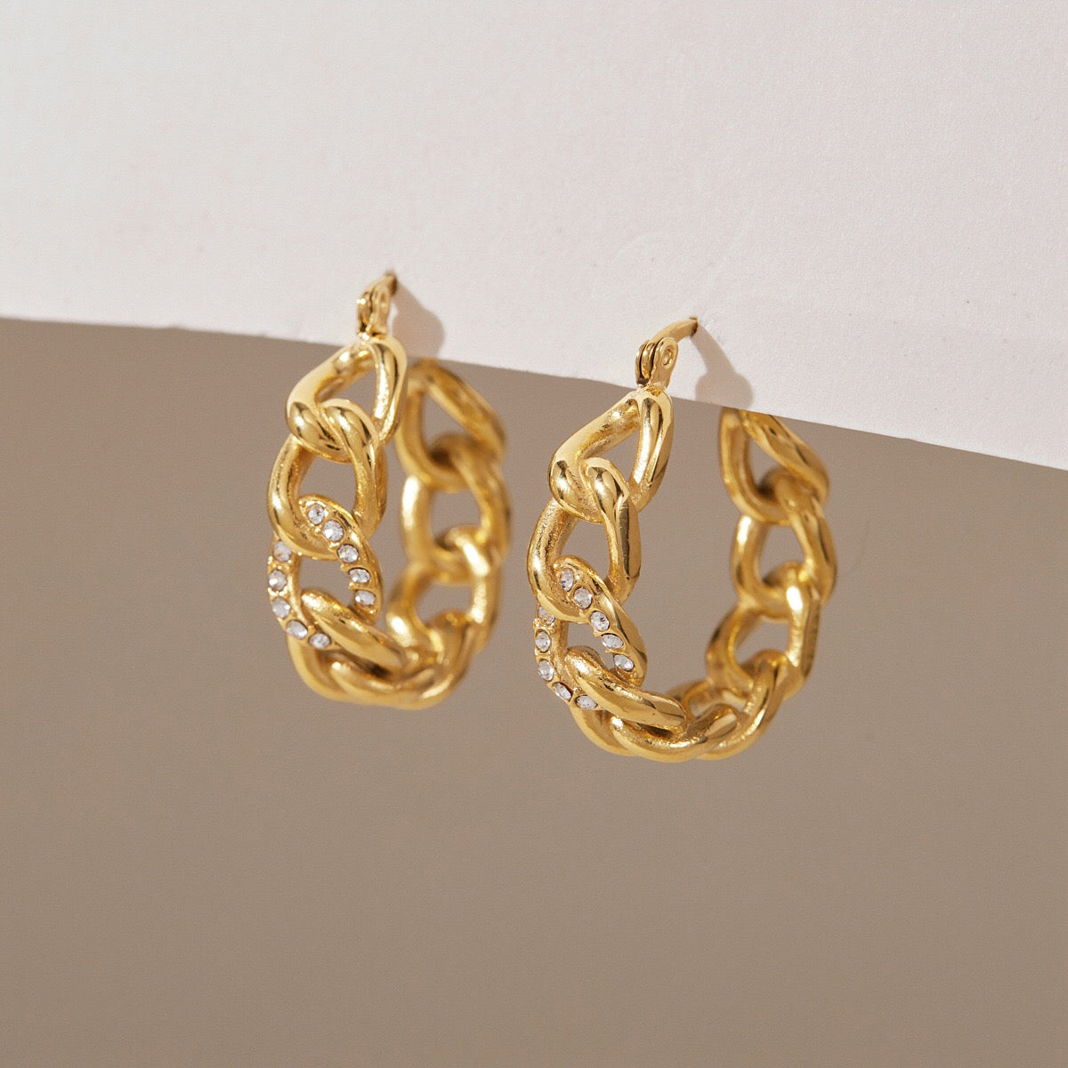 18K Gold Chic Links Chain Hoop Earrings