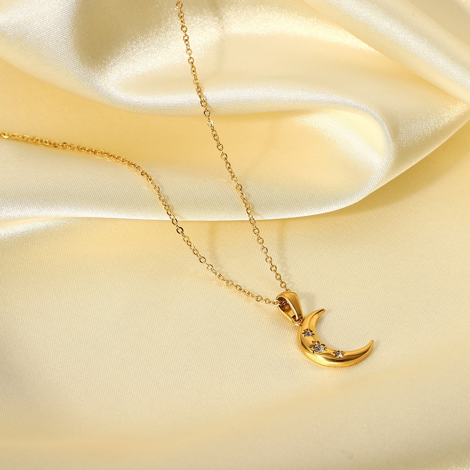 18K Gold Star Adorned Crescent Moon Pendant Necklace