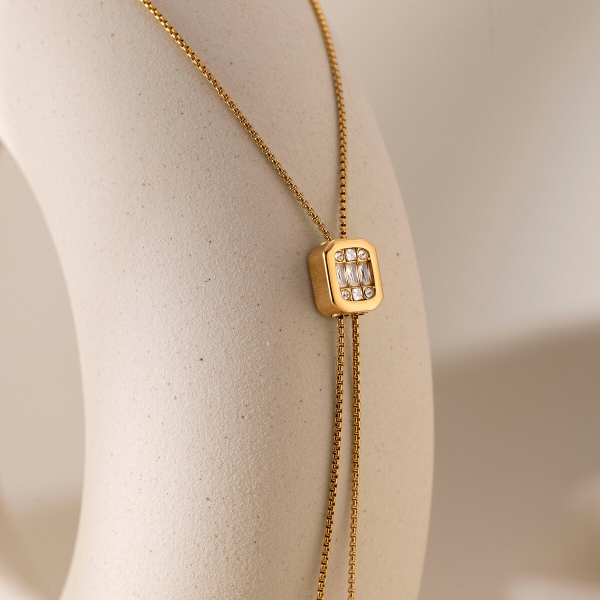 18K Gold Skin Deep Adjustable Lariat Chain Necklace