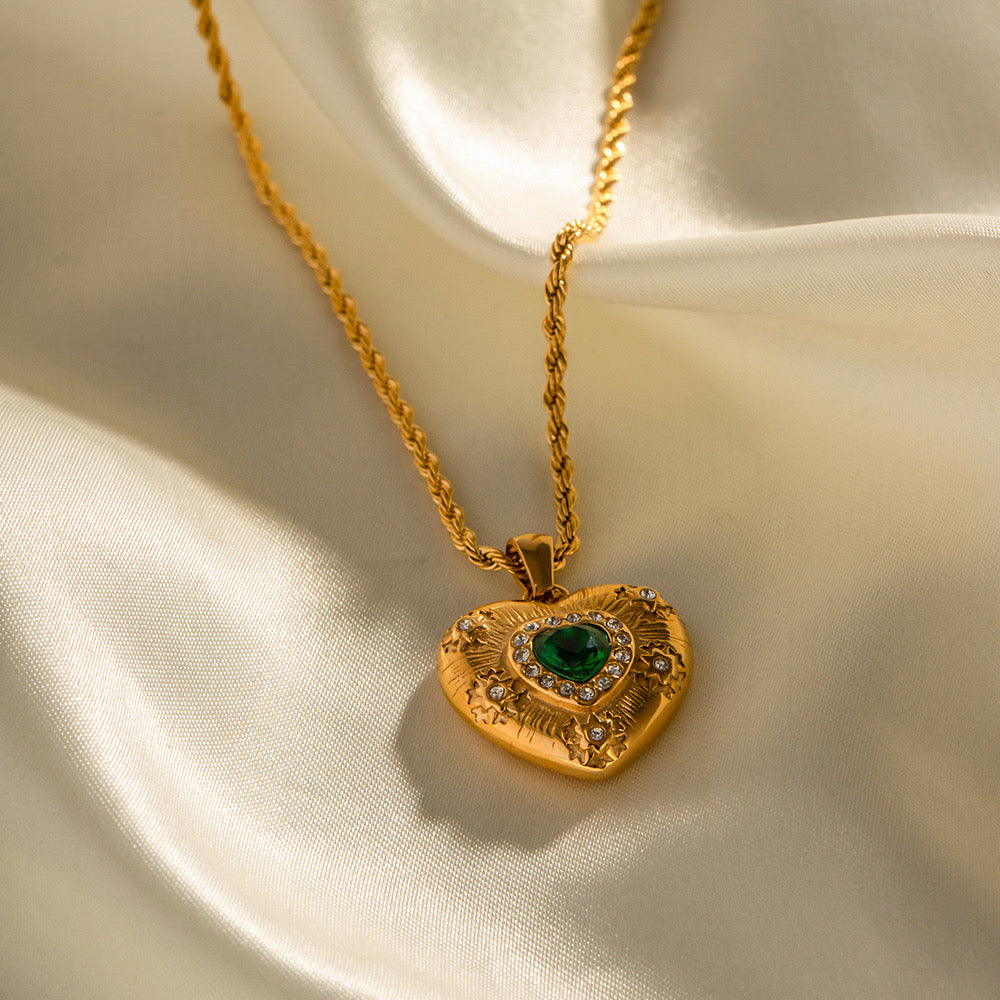 18K Gold Treasure Heart Necklace