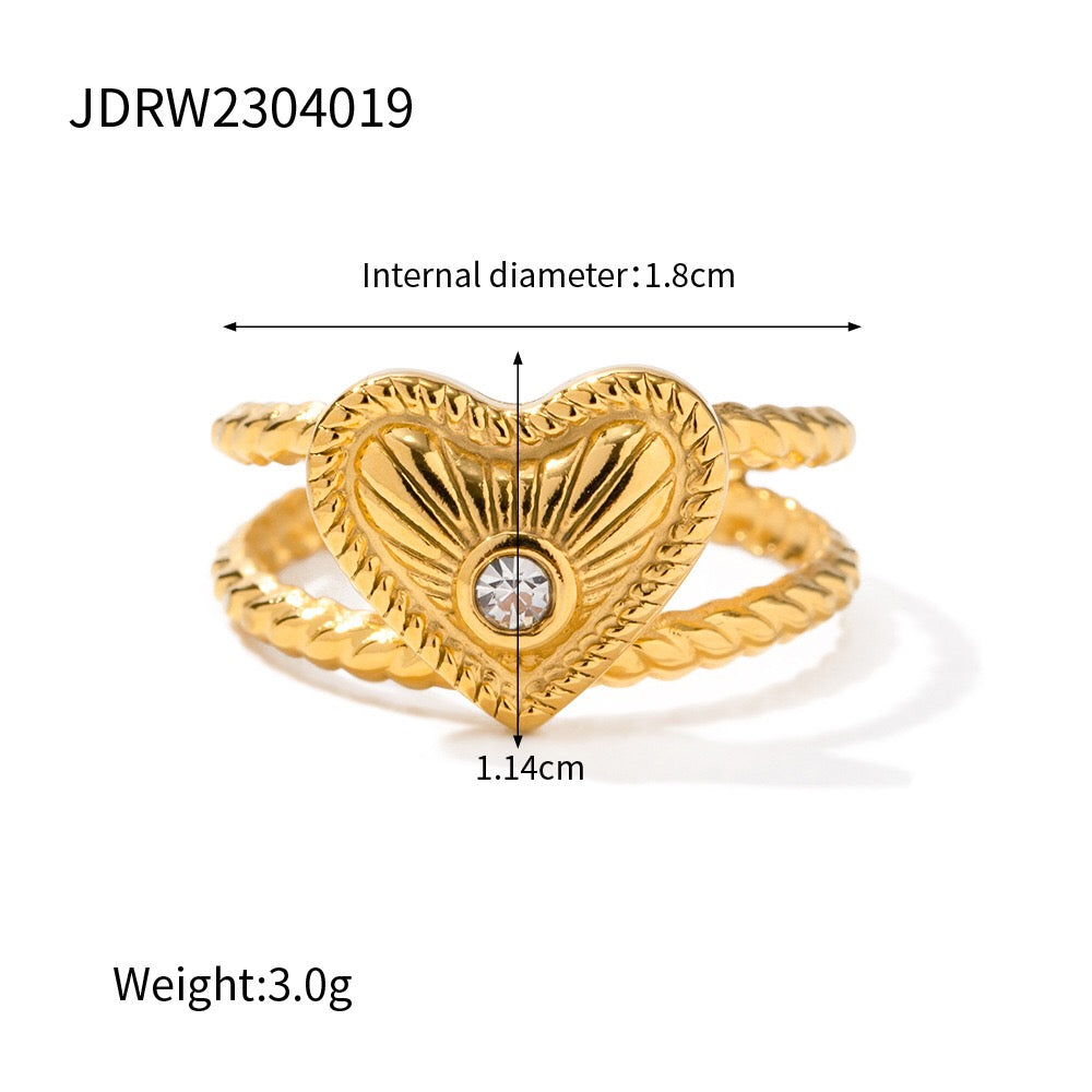 18K Gold Vintage Inspired Heart Ring
