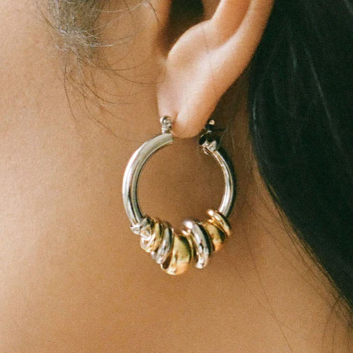 18K Gold Linked Rings Small Hoop Huggie Earrings