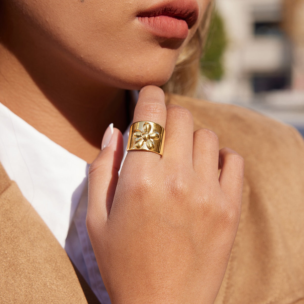 18K Gold Gentle Strength Flower Statement Band Ring