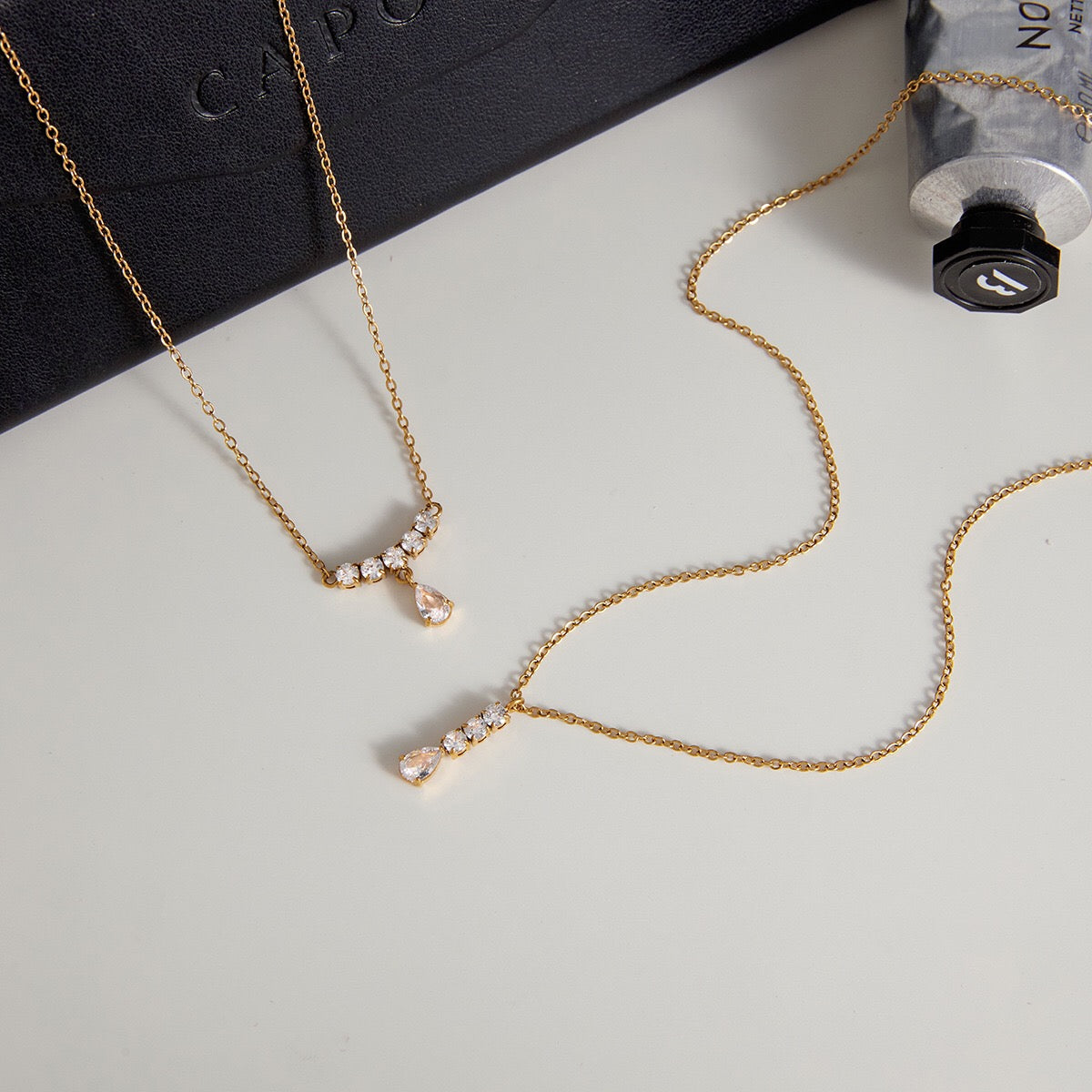 18K Gold High-wattage sparkle Pedant Y Shape Layered Necklace Set