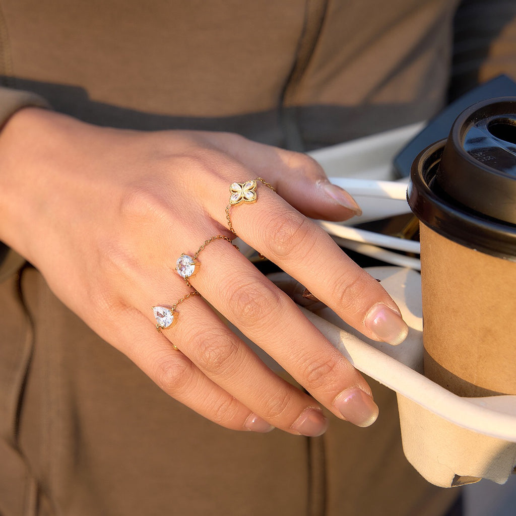 18K Gold Spark Drop Heart Clover Flower Adjustable Chain Ring