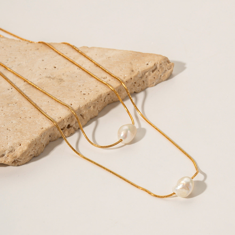 18K Gold Pearl Pendant Layered Necklace