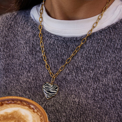 18K Gold Zebra Print Heart Pedant Paper Clip Chain Beaded Pearl Layered Necklace Set
