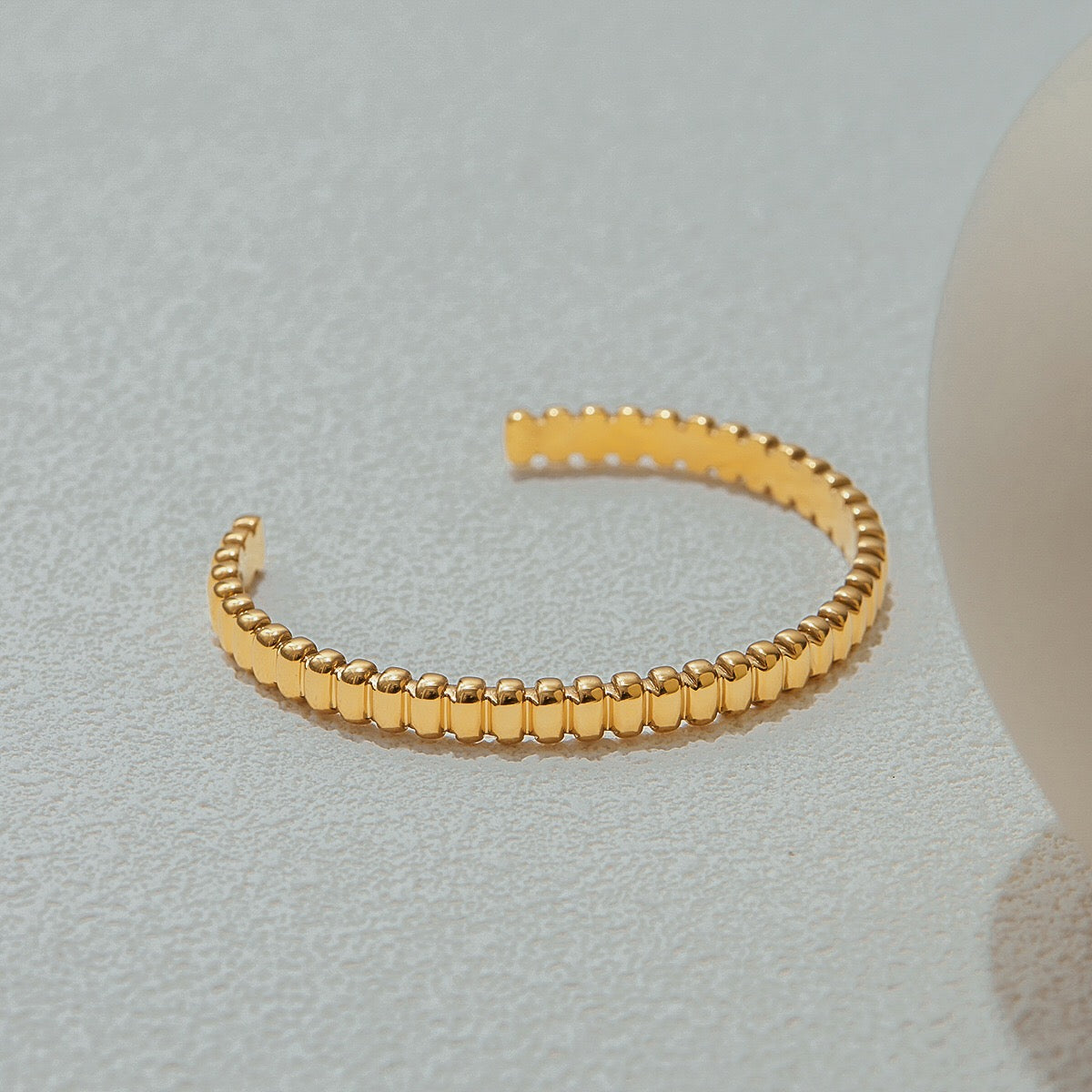 18K Gold Power Play Ribbed Cuff Bangle Paperclip Chain Bracelets Stack