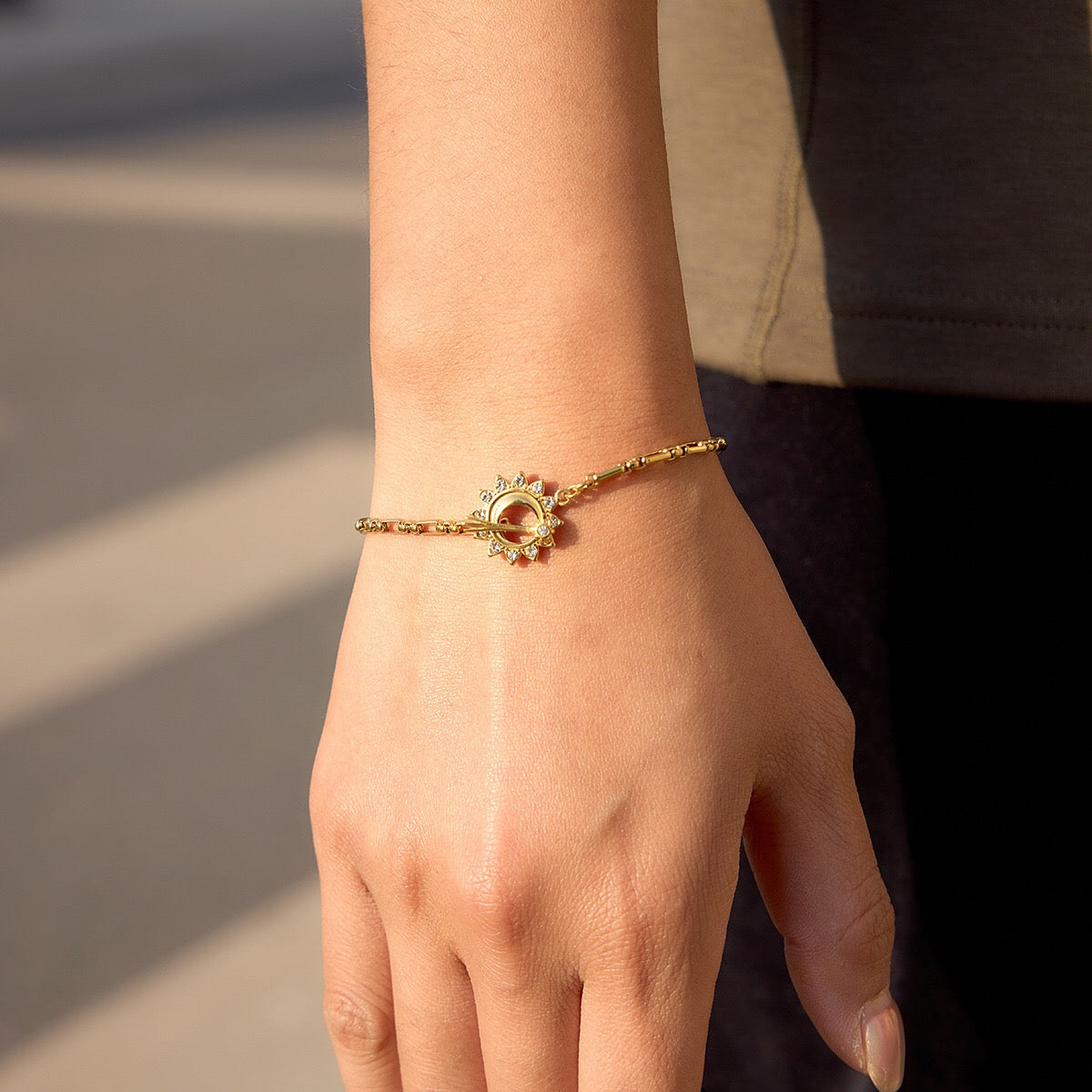 18K Gold Solstice Glow Sun Paperclip Chain Toggle Bracelet Jewelry Set
