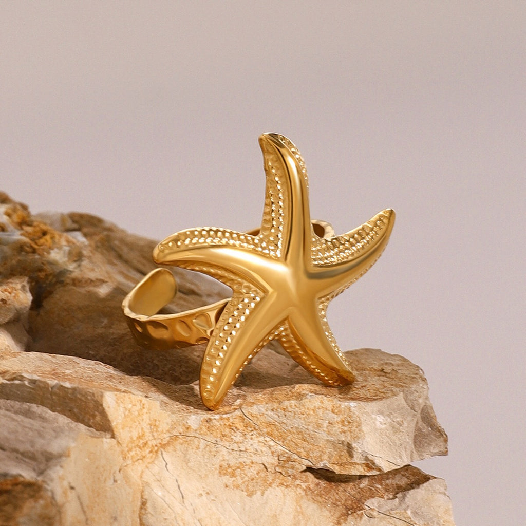 18K Gold Starfish Pearl Beaded Chain Pendant Necklace