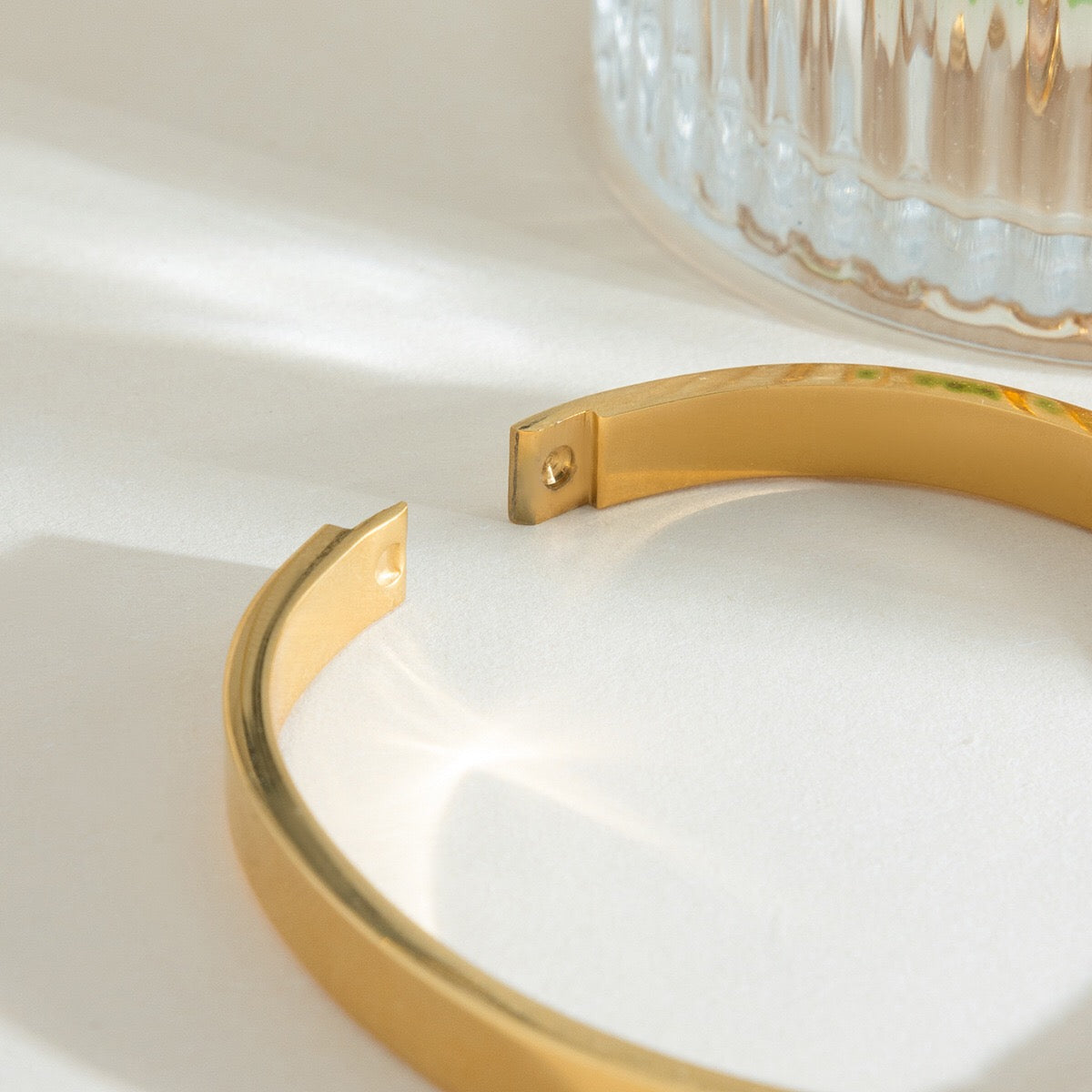 18K Gold Endless Glow Statement Tennis Bangle Bracelet