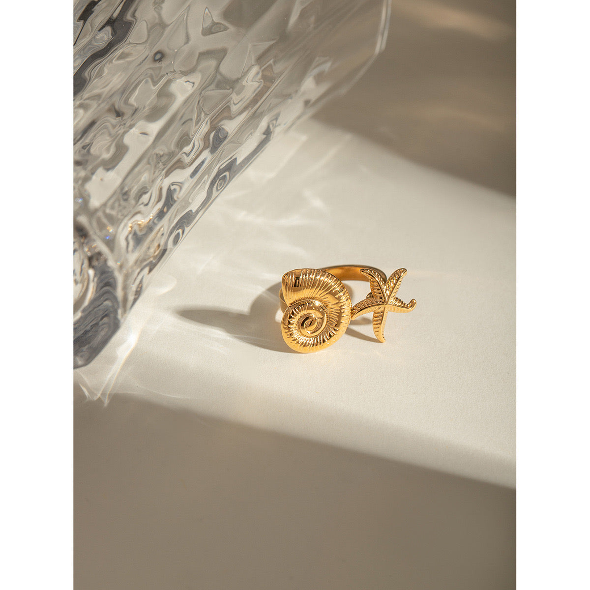18K Gold Beach Day Starfish Conch Ring