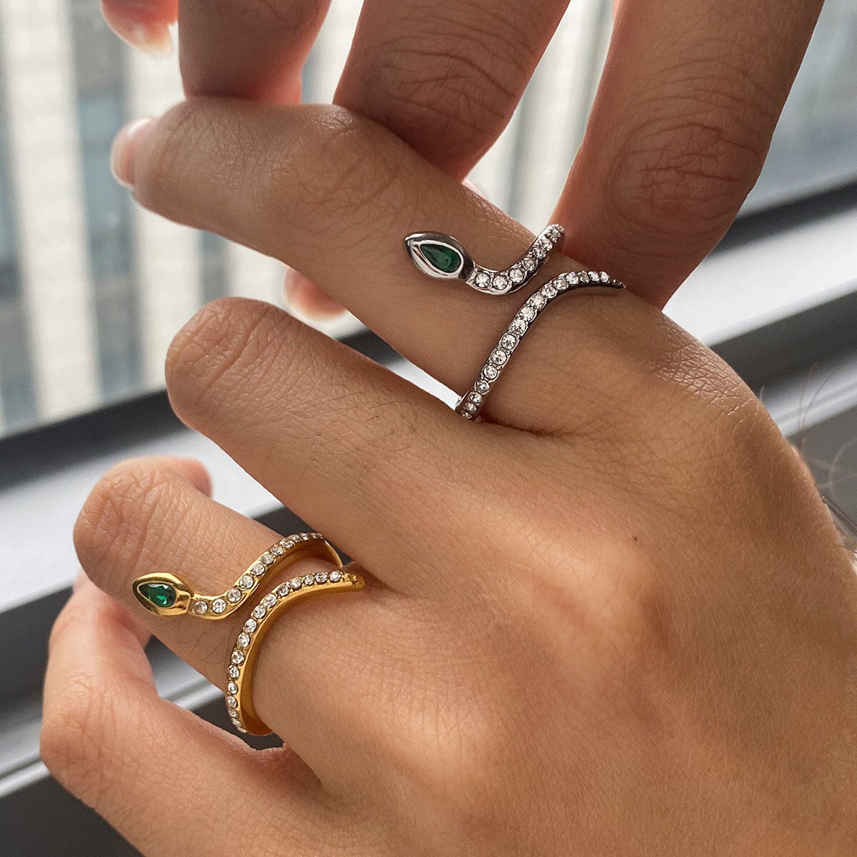 18K Gold Femme Fatale Emerald Pave Snake Ring