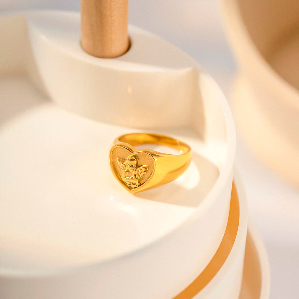 18K Gold Cupid Heart Signet Ring