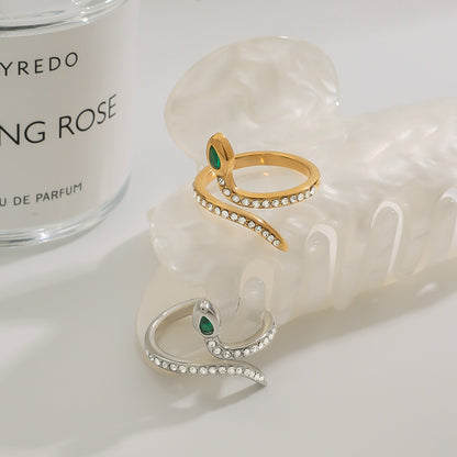 18K Gold Femme Fatale Emerald Pave Snake Ring