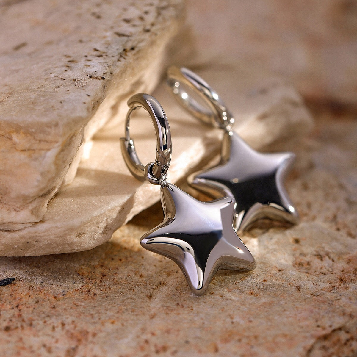 18K Gold Star Small Hoop Huggie Earrings