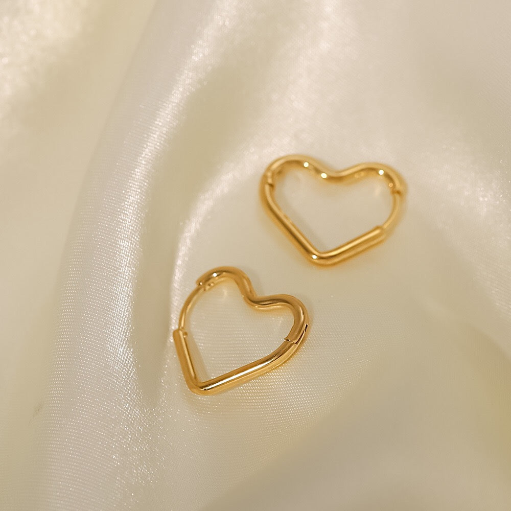 18K Gold Heart Small Hoop Huggie Earrings