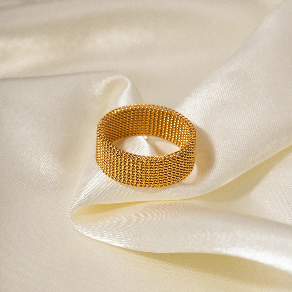 18K Gold Watch Band Ring