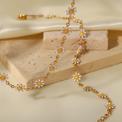 18K Gold White Daisy Flower Chain Choker Necklace