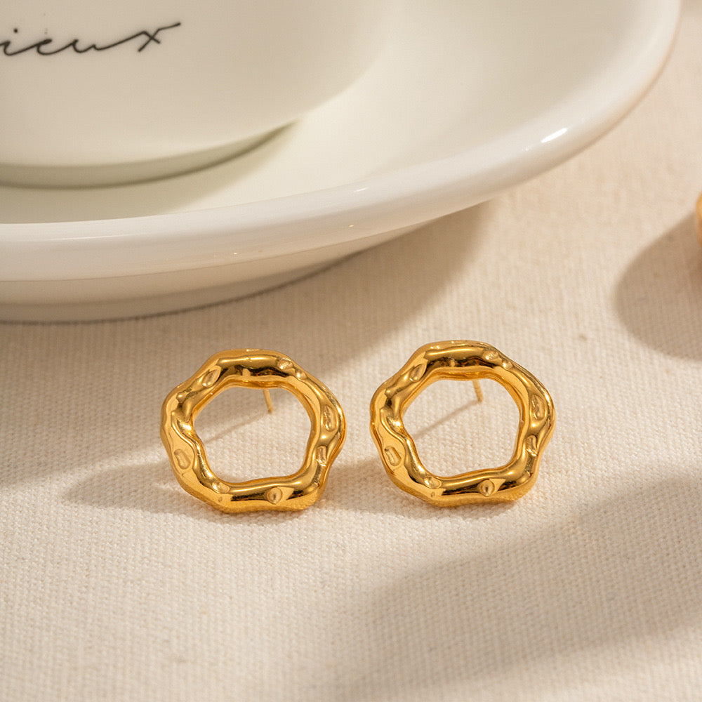 18K Gold Bubble Circle Stud Earrings