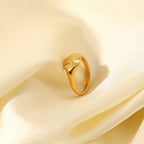 18K Gold Glow Signet Ring