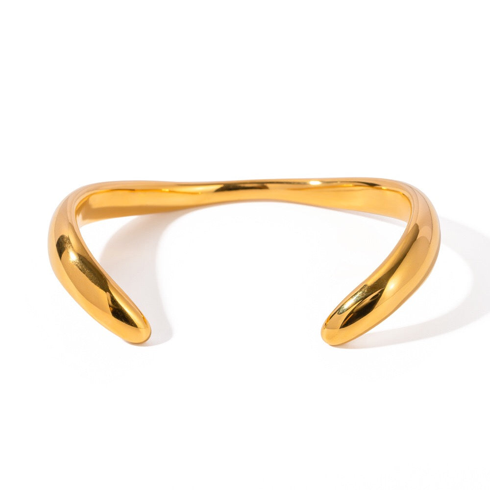 18K Gold Radiance Statement Cuff Bangle Bracelet