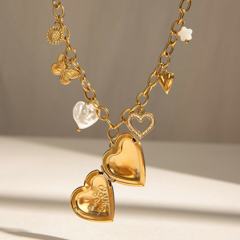 18K Gold Heart Pearl Charm Bracelet