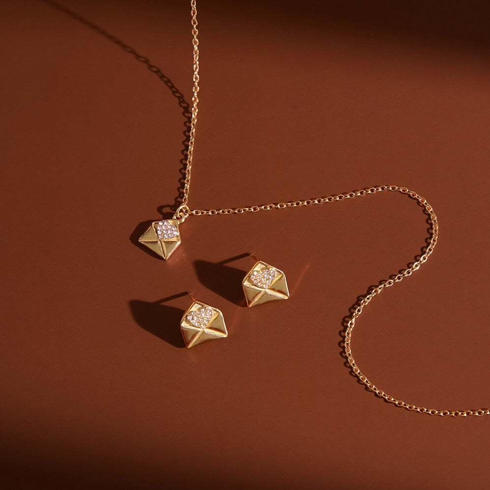 18K Gold Written in Love Bling Heart Pendant Dainty Necklace