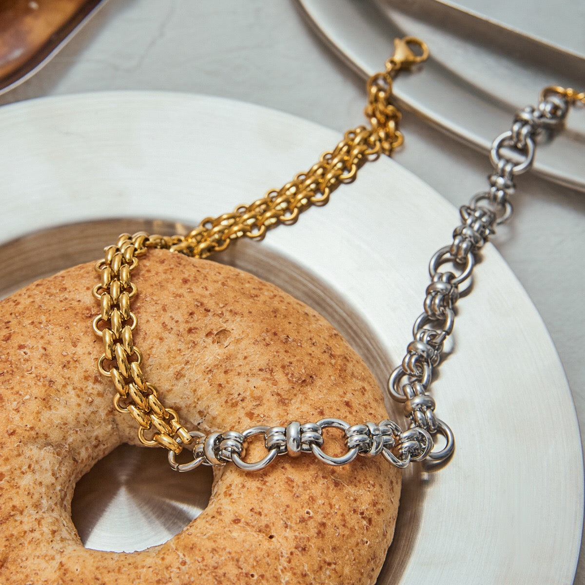 18K Gold and Silver Two Tone Circle Chunky Chain Layered Necklace Set