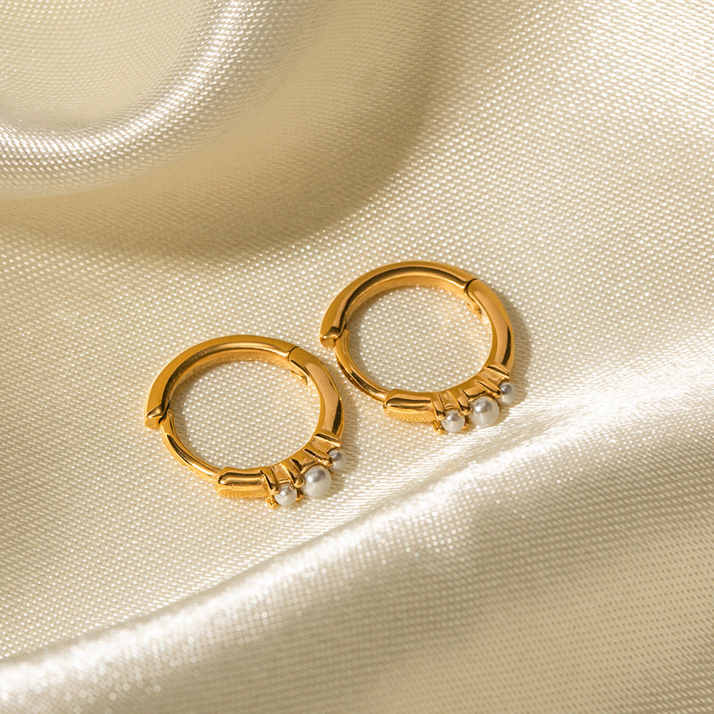 18K Gold Pearl Small Hoop Huggie Earrings