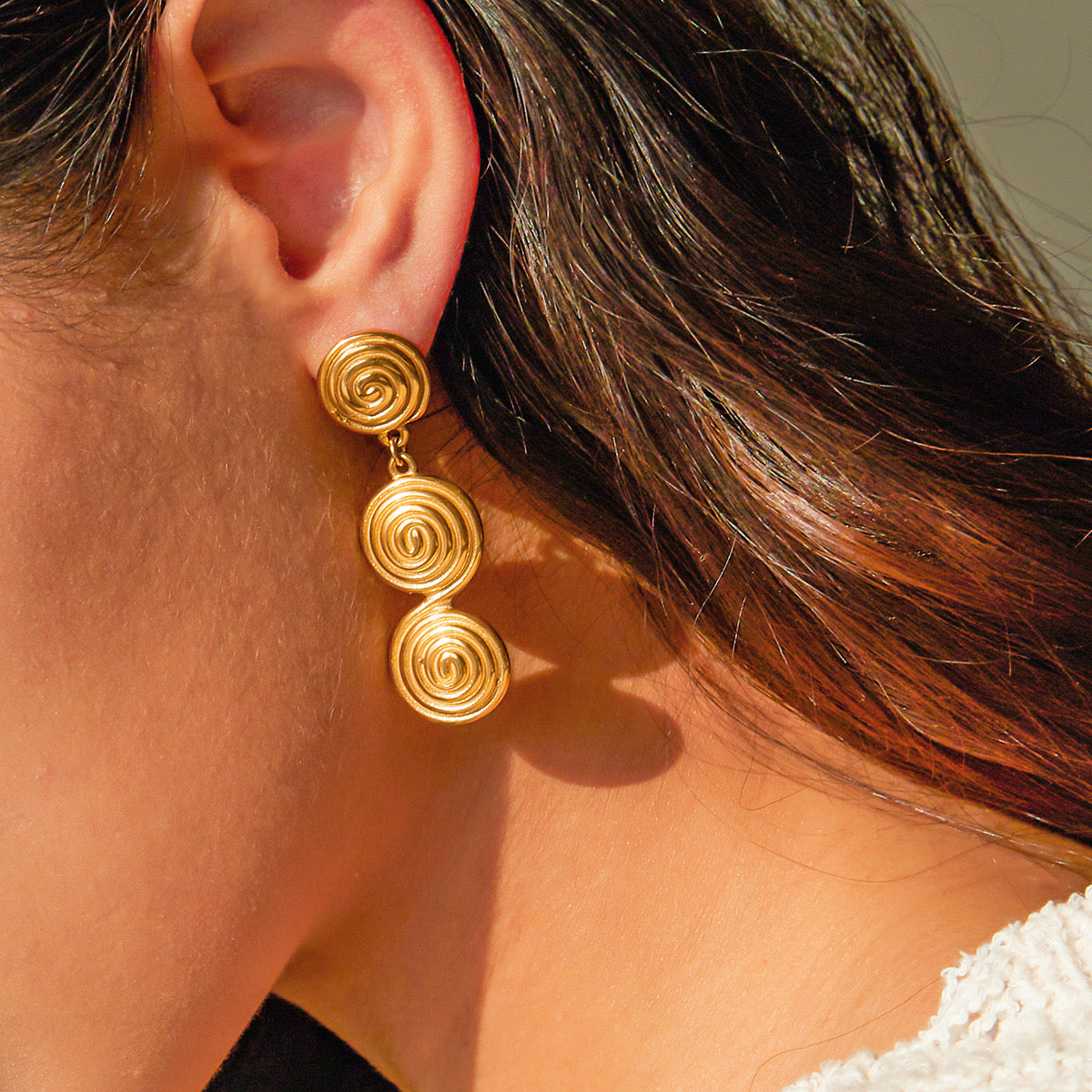 18K Gold Ocean Swirl Drop Dangle Earrings