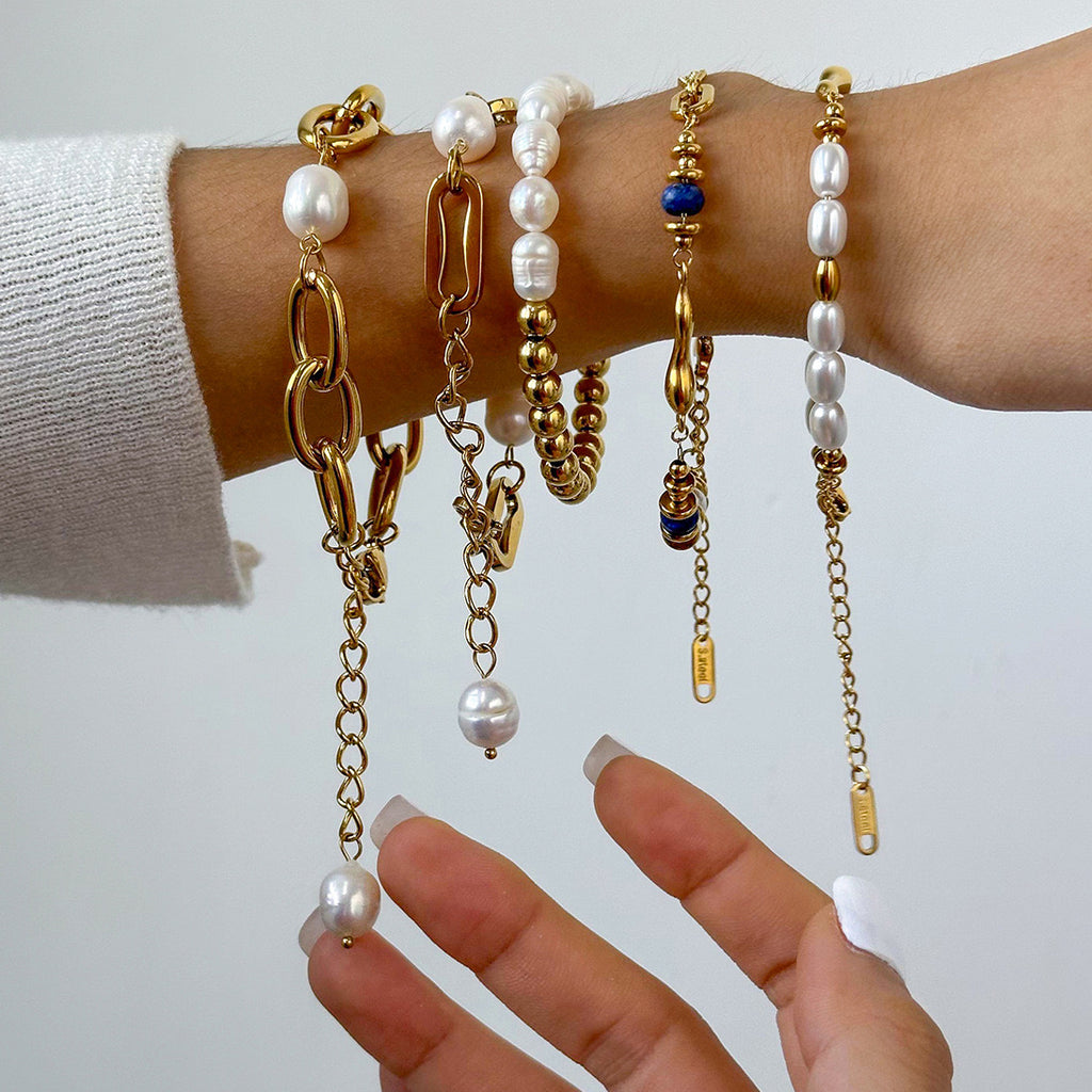 18K Gold Elegance Pearl Bracelet