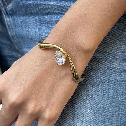 18K Gold Curved Seduction Statement Cuff Bangle Bracelet