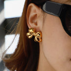 18K Gold Bow Pendant Necklace
