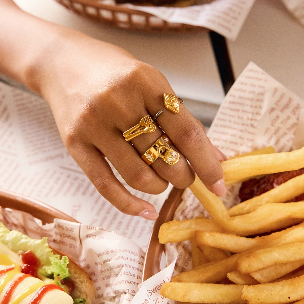 18K Gold Heart Locked Charm Statement Band Ring