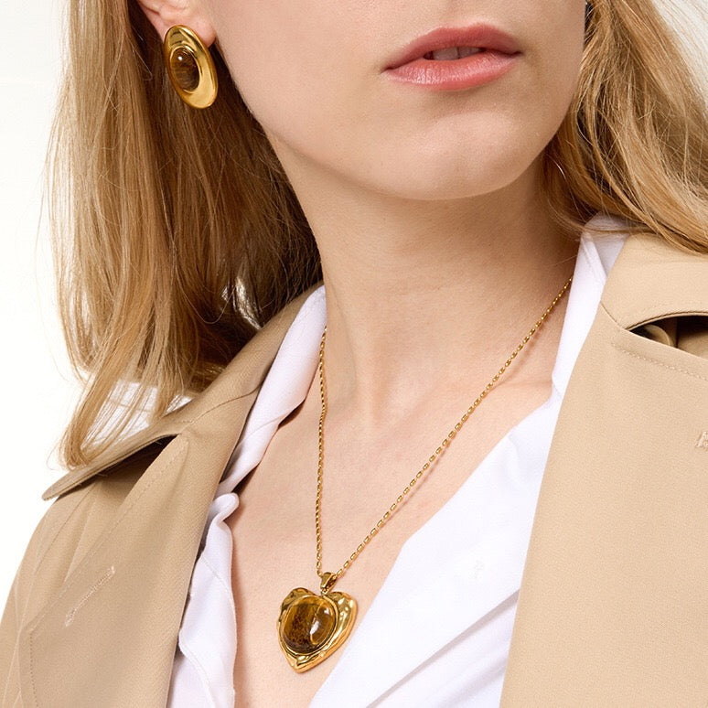 18K Gold Amber Kiss Tiger Eye Gemstone Heart Pendant Necklace